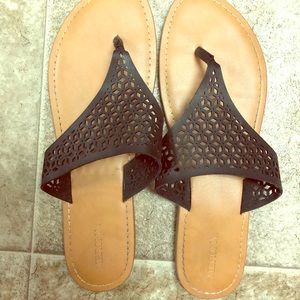 Women’s sandals, size 11